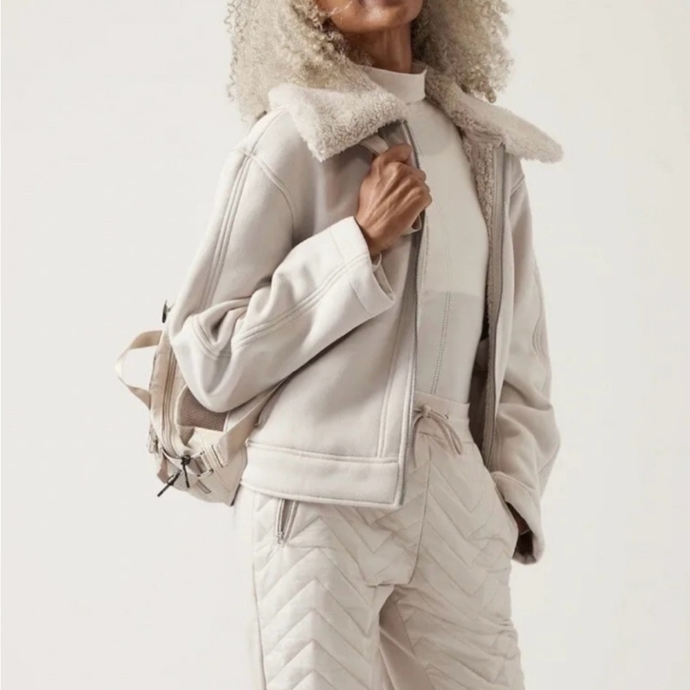 Athleta | Women’s cream Westbound Sherpa Jacket, zip front, Sherpa lined, sz XS